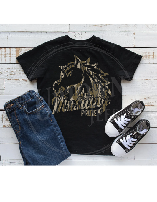 MUSTANG CAMO